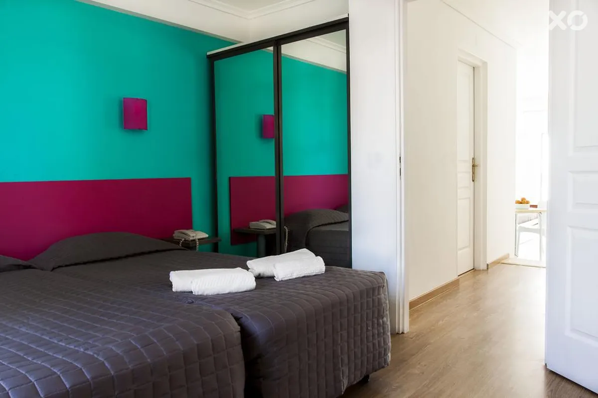 Bayside Salgados Hotel