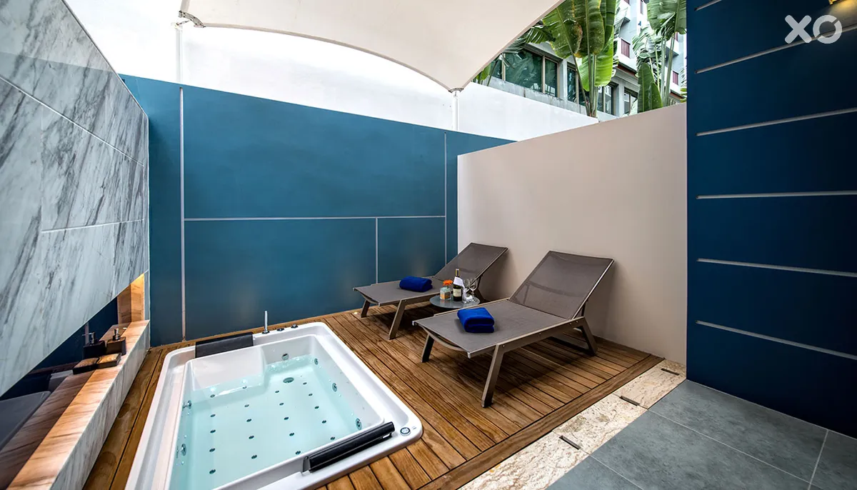 Clover Patong Phuket Hotel