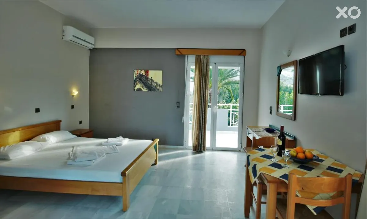 Athena Hotel