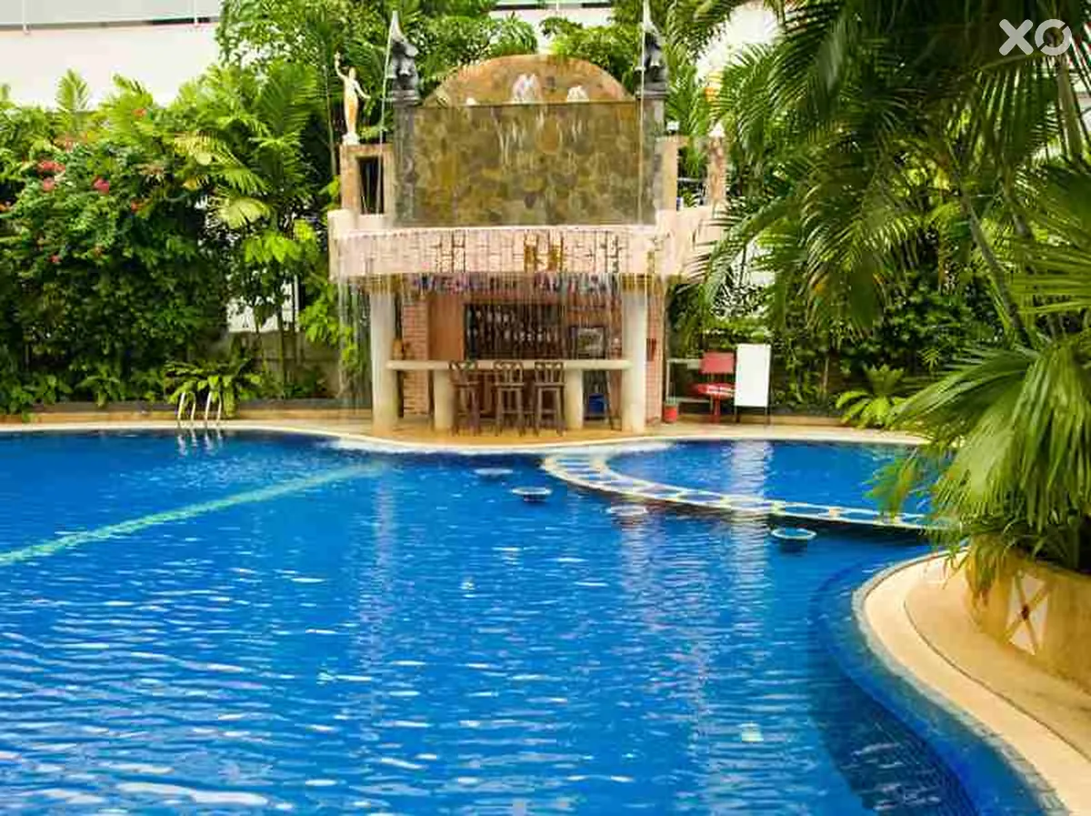 Tony Resort
