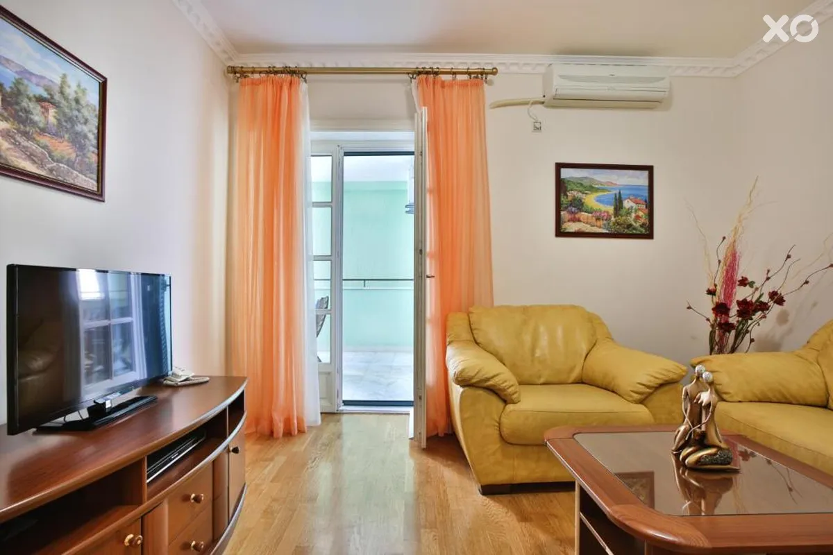 Montesan Apartments