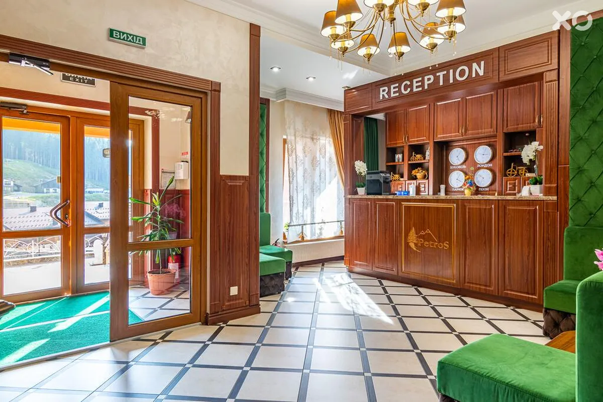 Petros Hotel