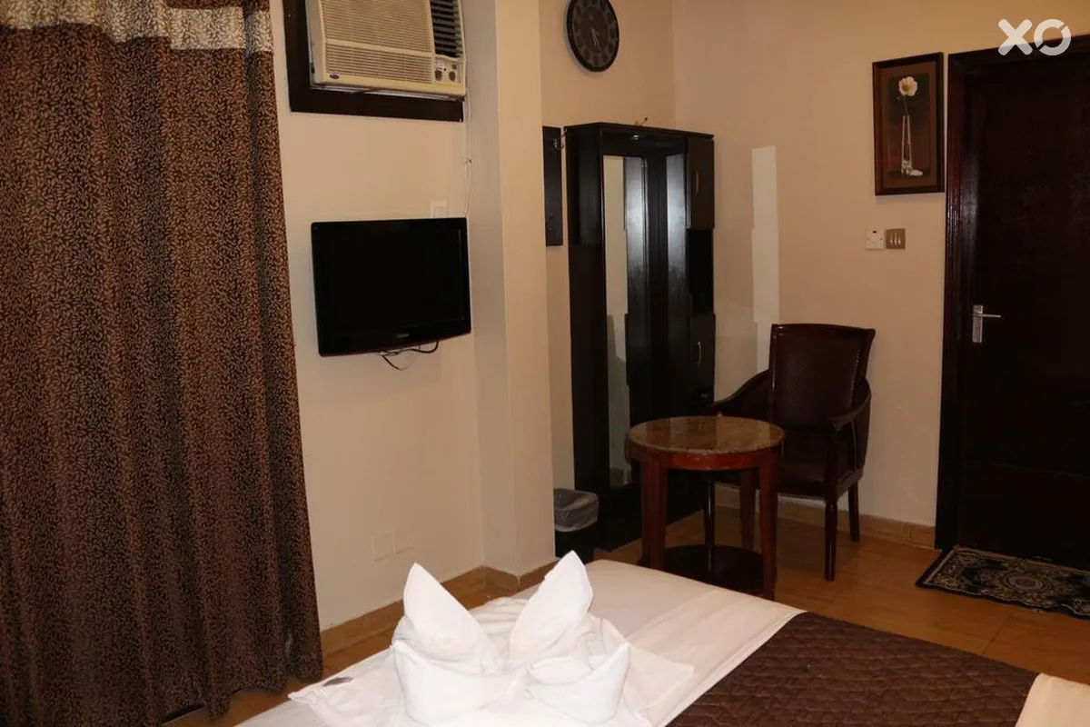 Grand Sina Hotel