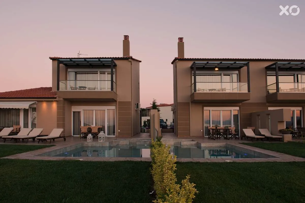 Sunny Villas Resort & Spa