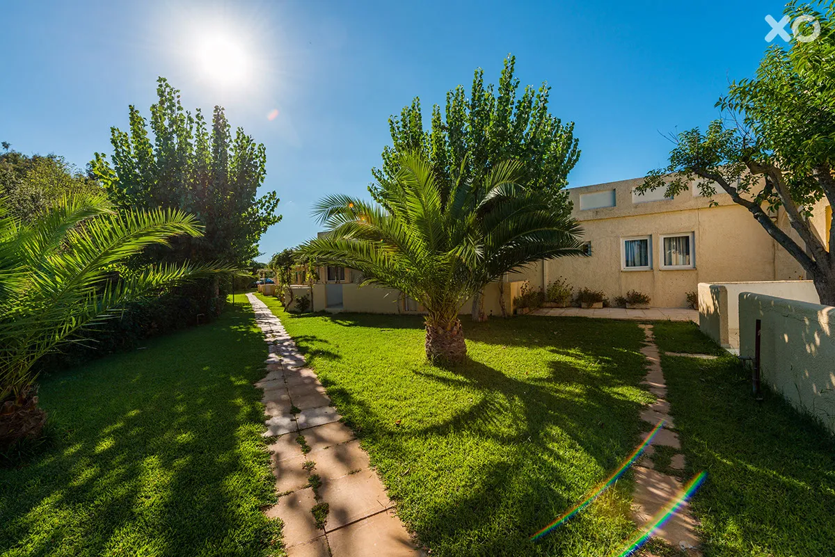 Niforeika Beach Hotel & Bungalows