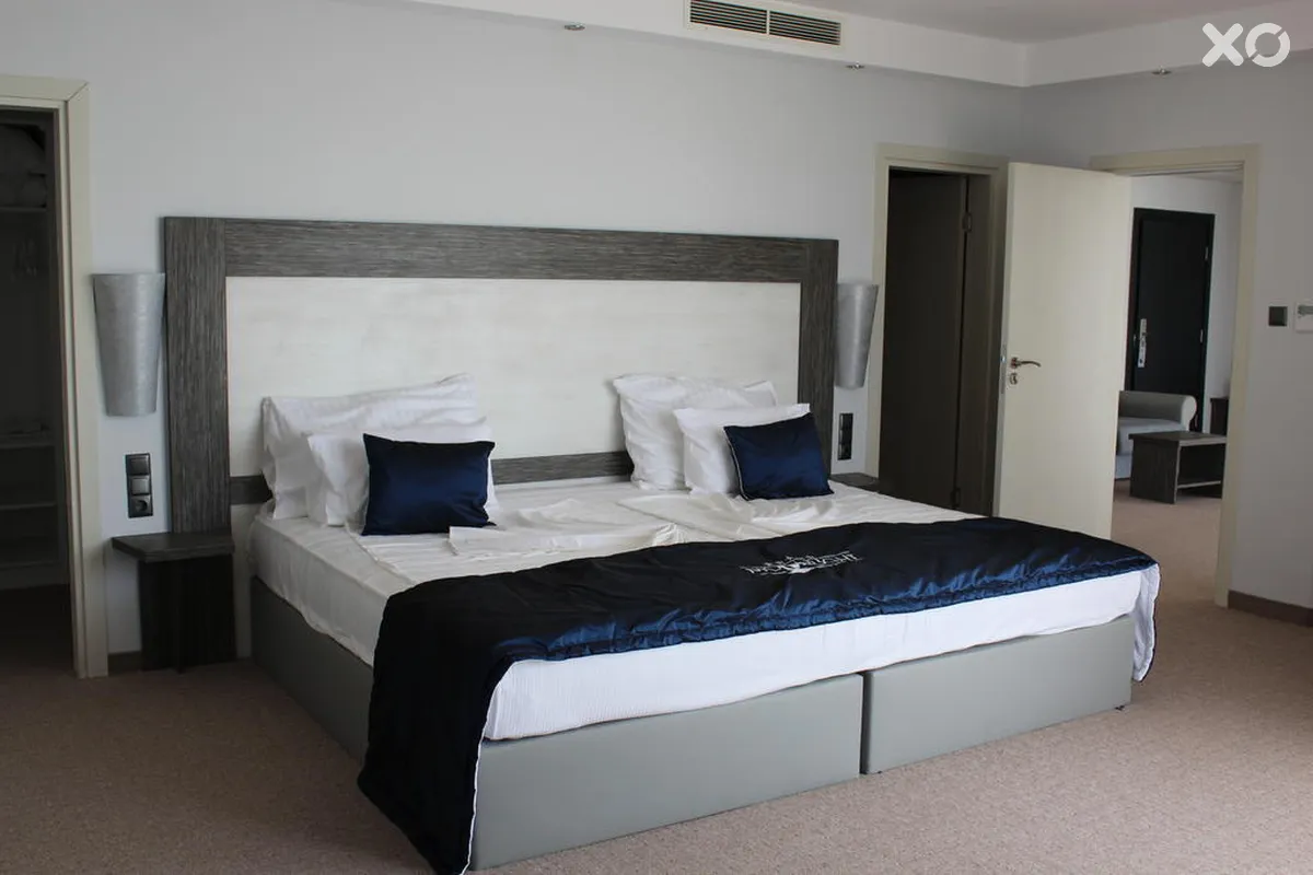 Moonlight Hotel