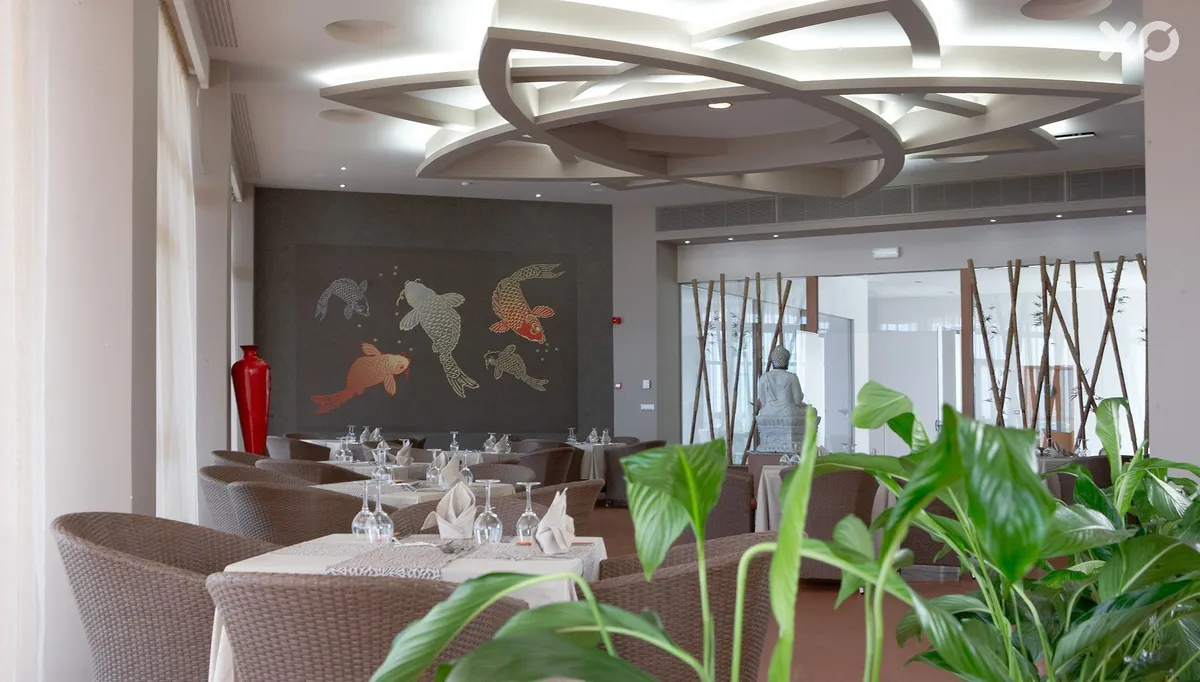 Atrium Platinum Hotel