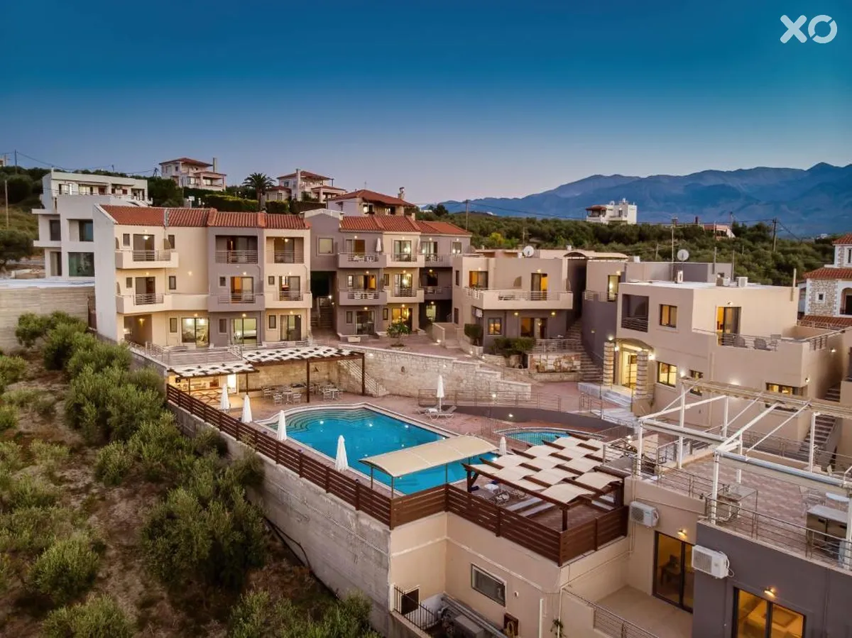 Sunrise Suites & Apartments