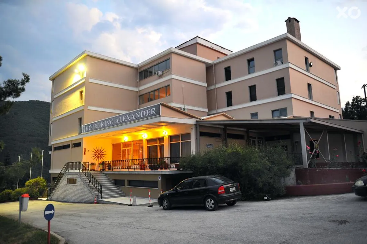 King Alexander Hotel