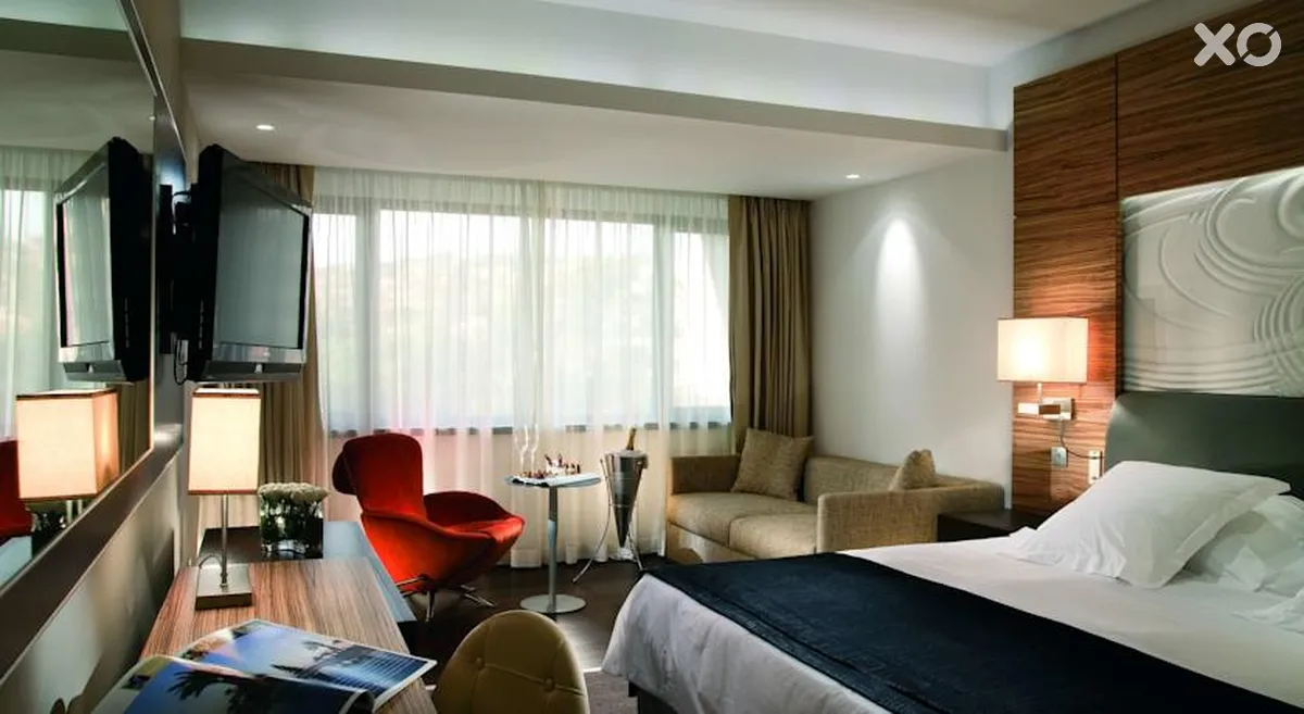 Amathus Beach Hotel