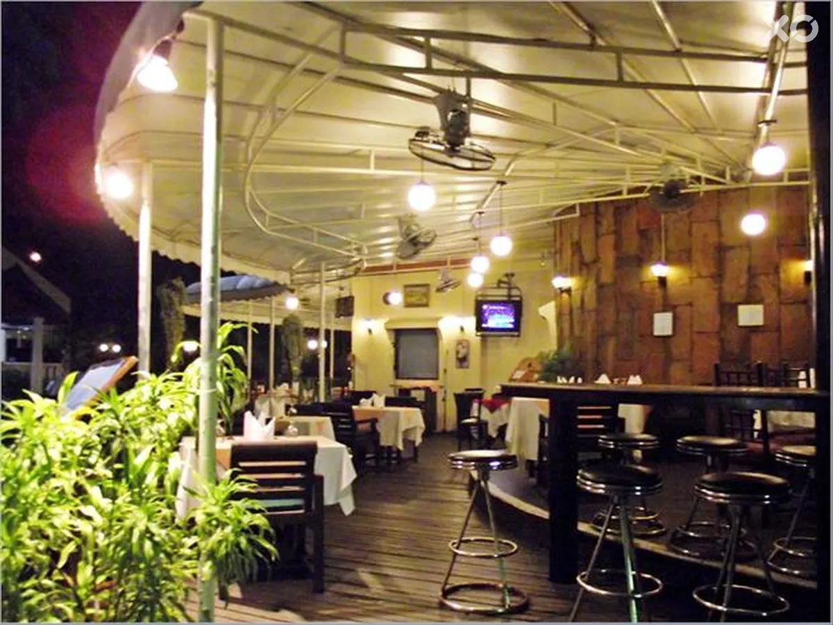 Patong Leelavadee Hua Ting Holiday Inn Пхукет