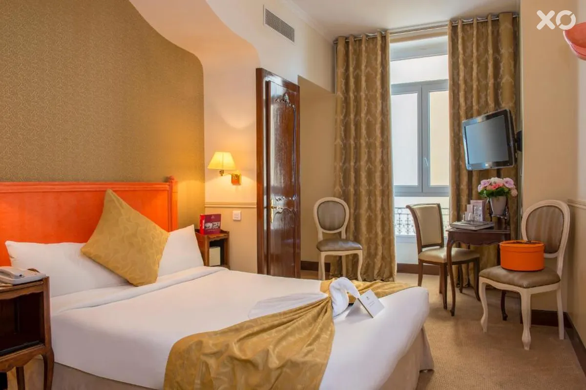 West End Promenade Hotel