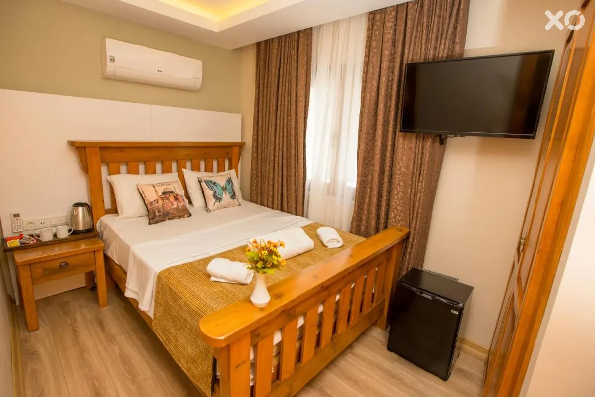 The PeraPort Hotel