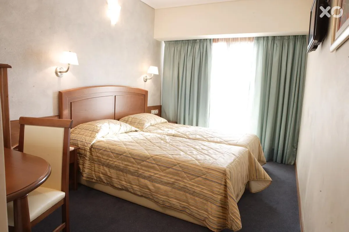 Crystal City Hotel