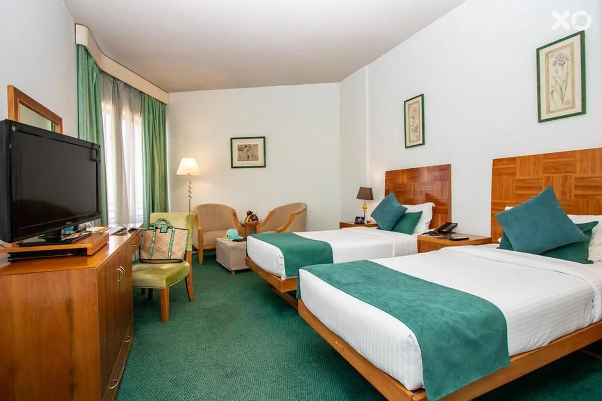 BM Beach Hotel