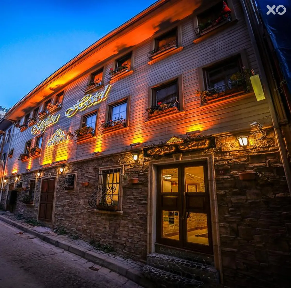Kaftan Hotel