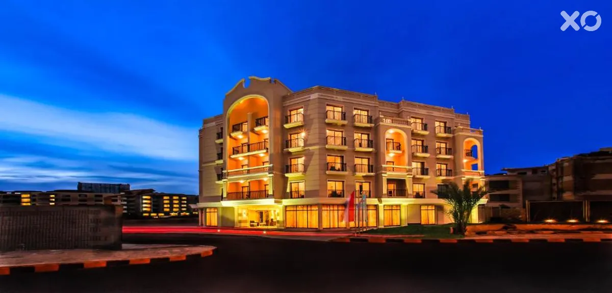 Solymar Ivory Suites