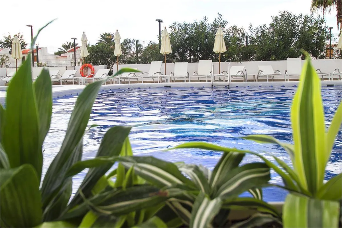 Coral Ocean View Hotel