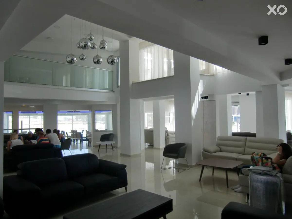 Captain Pier Hotel