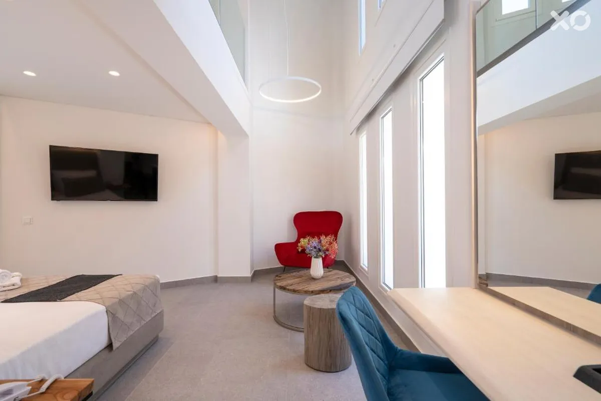 Mirablue Luxury Residences