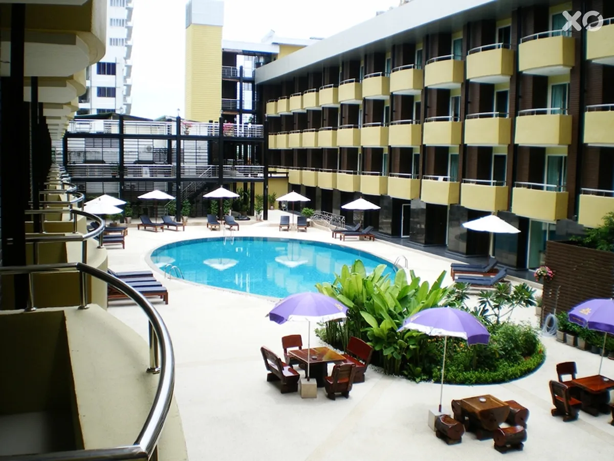 Baron Beach Hotel