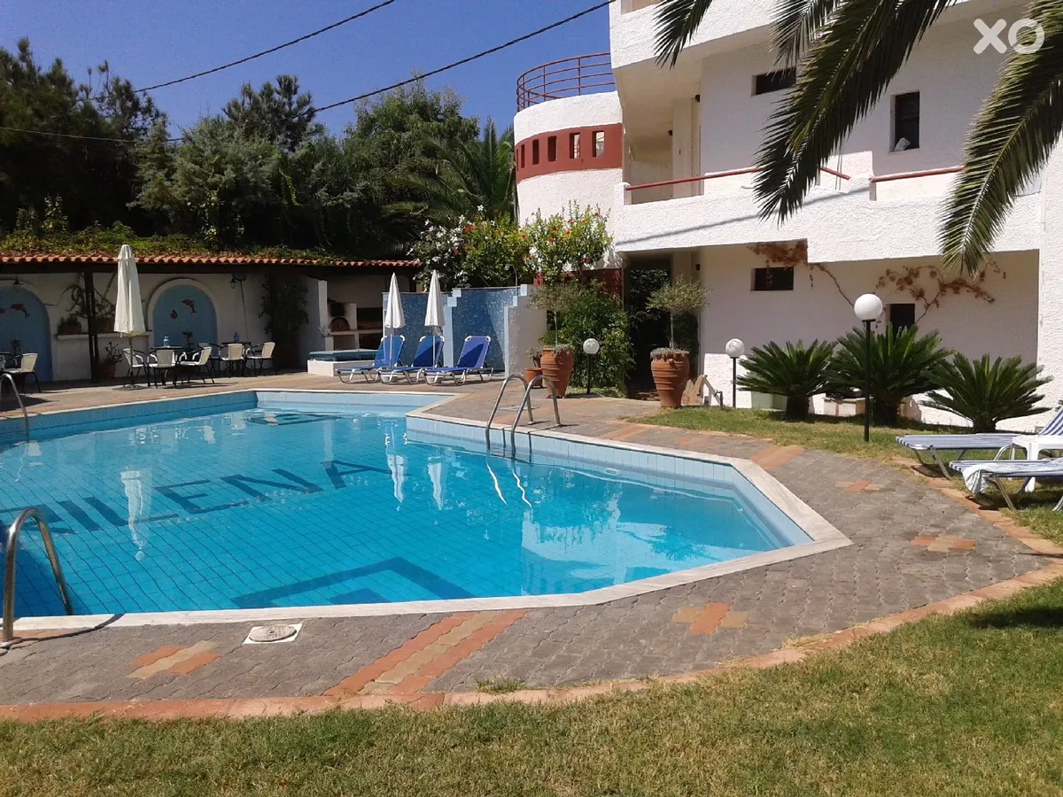 Irilena Studios & Apartments