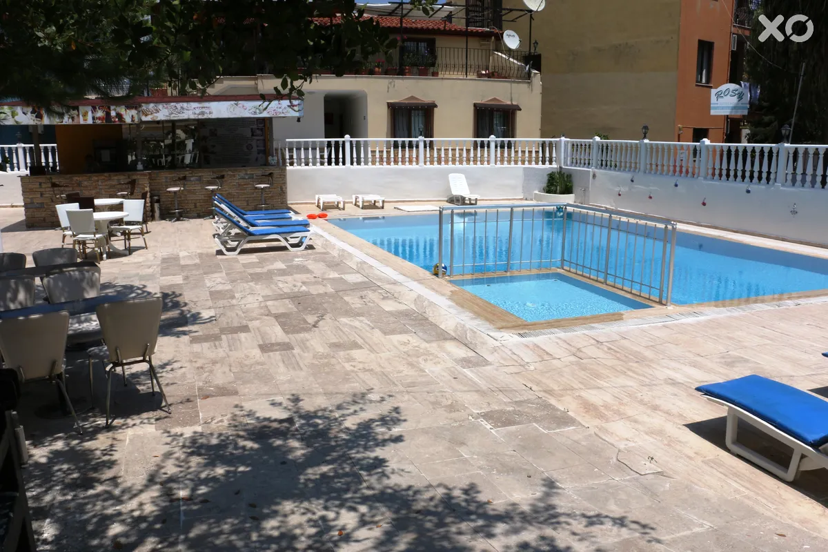 Grand Nett Hotel