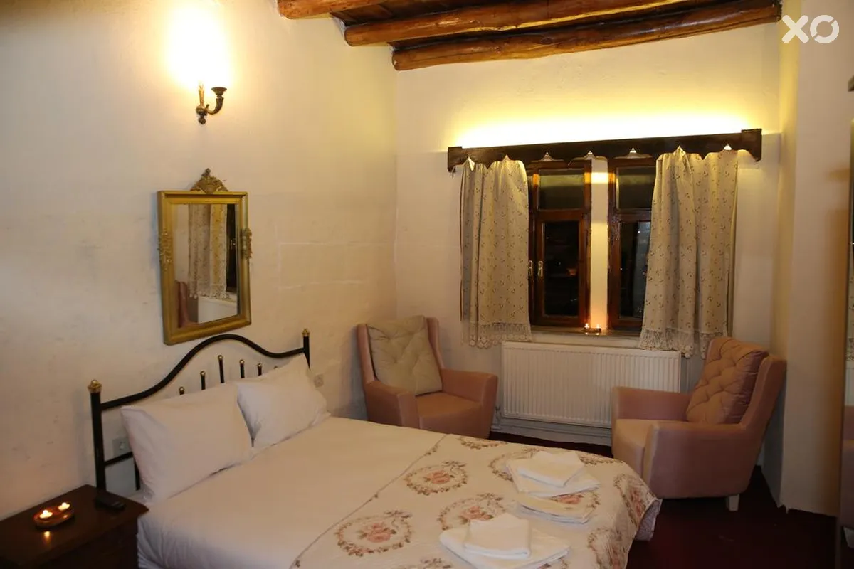 Unicorn Cave Hotel