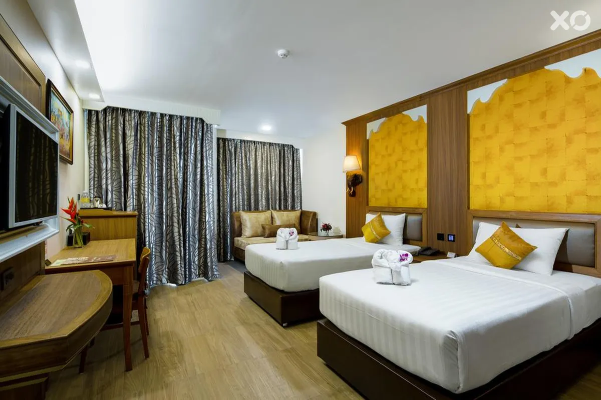 Aiyara Palace Hotel