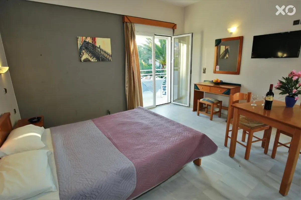 Athena Hotel