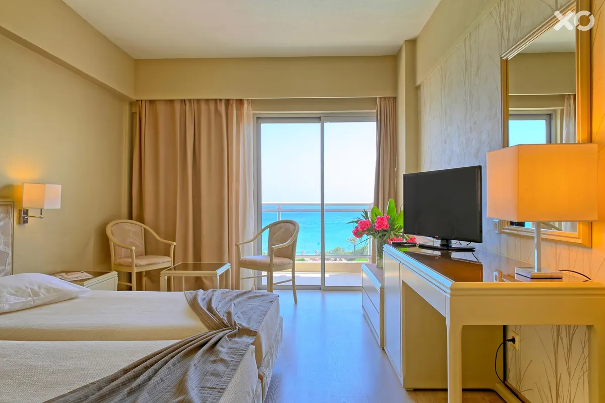 Pegasos Deluxe Beach Hotel