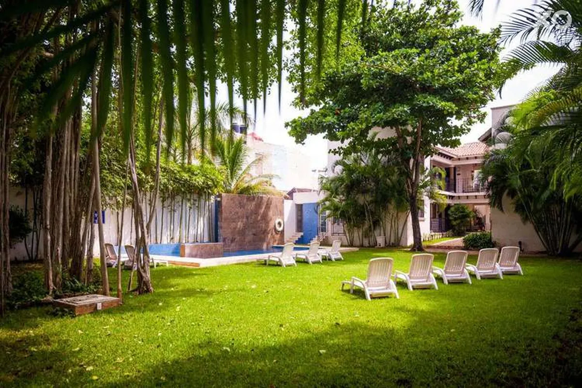 Nina Hotel & Beach Club