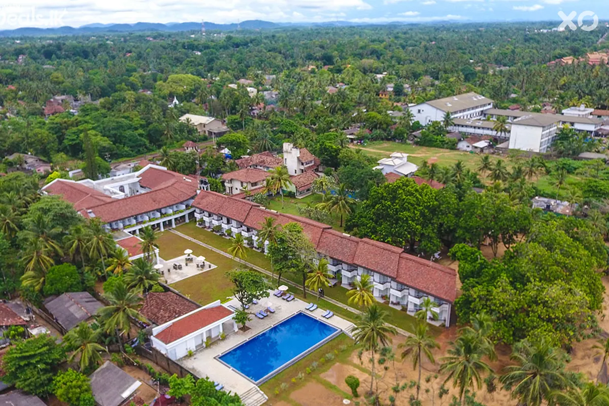 Hibiscus Beach Hotel