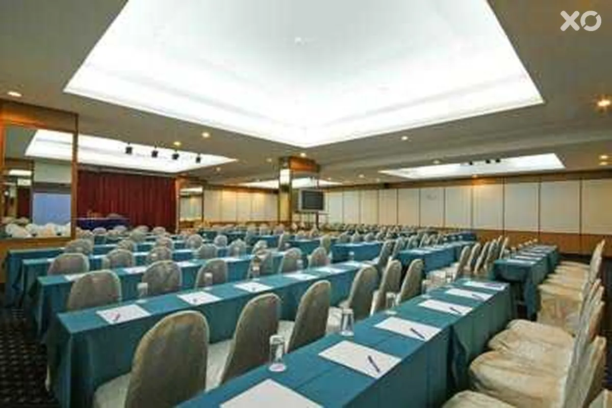 Golden Beach Cha-Am Hotel