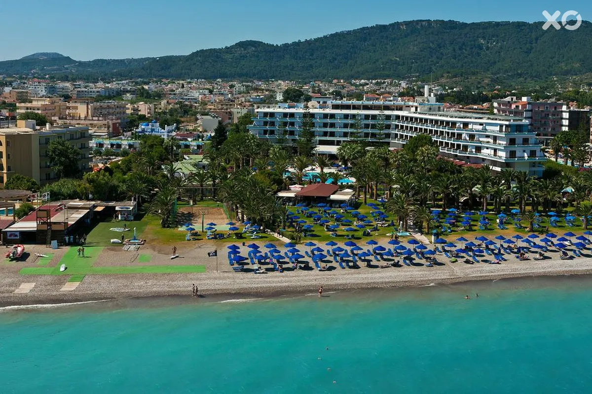 Blue Horizon Palm Beach Hotel & Bungalows