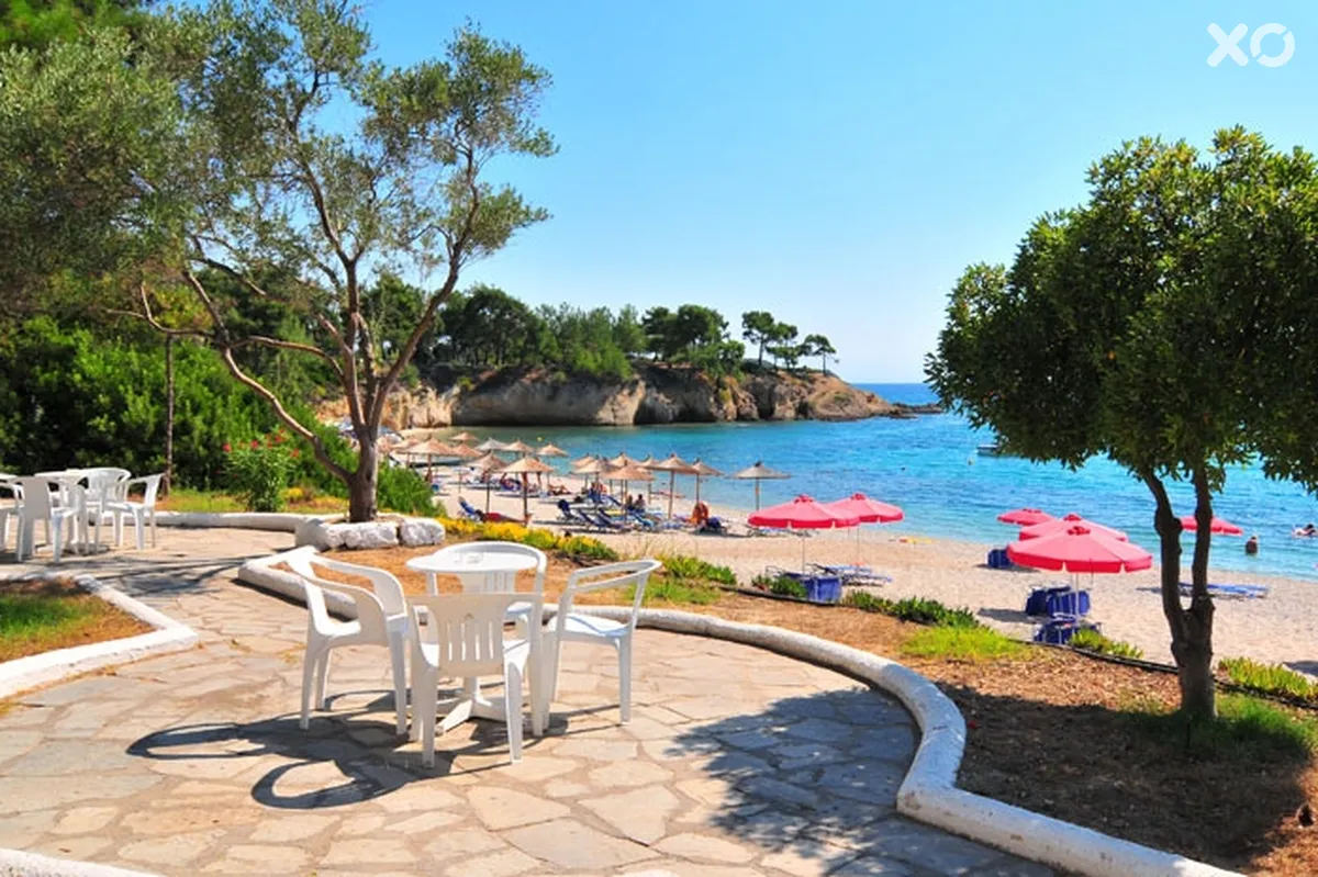 Akti Hotel