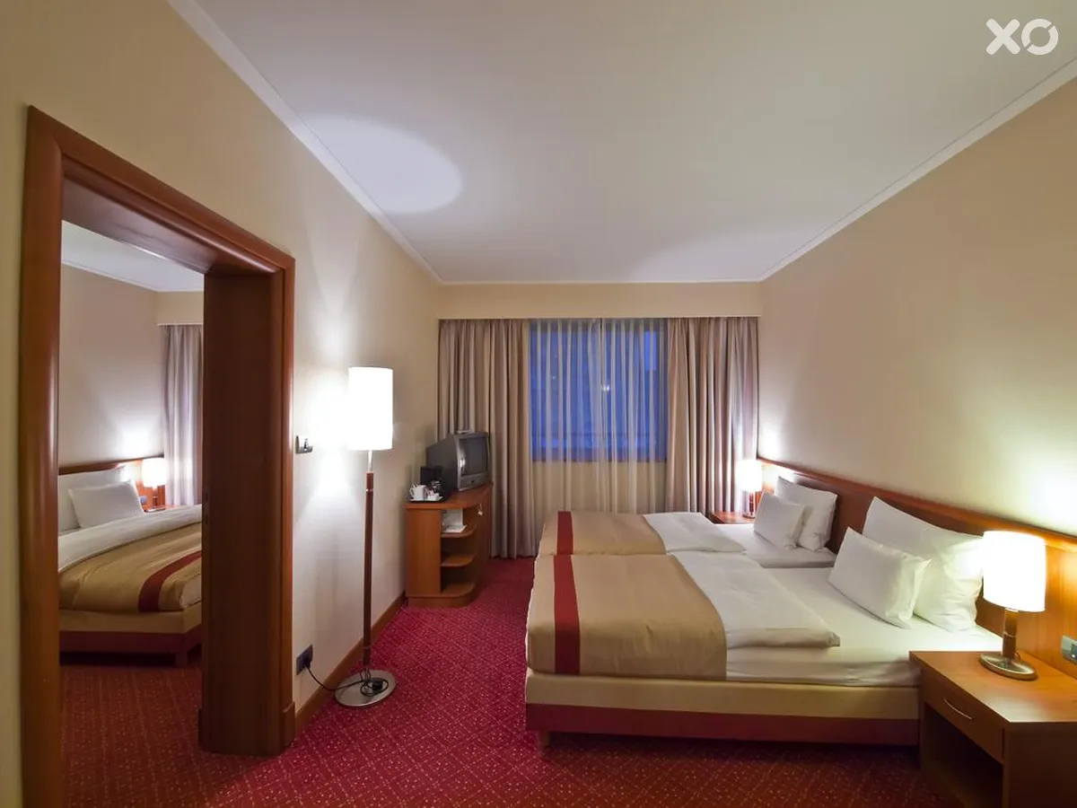 International Hotel