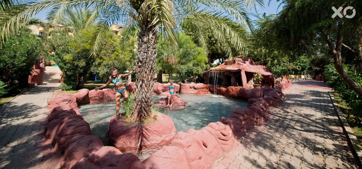 M.C. Mahberi Beach Hotel