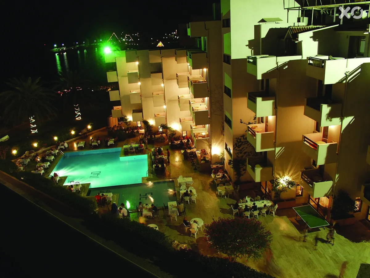 Viking Nona Beach Hotel