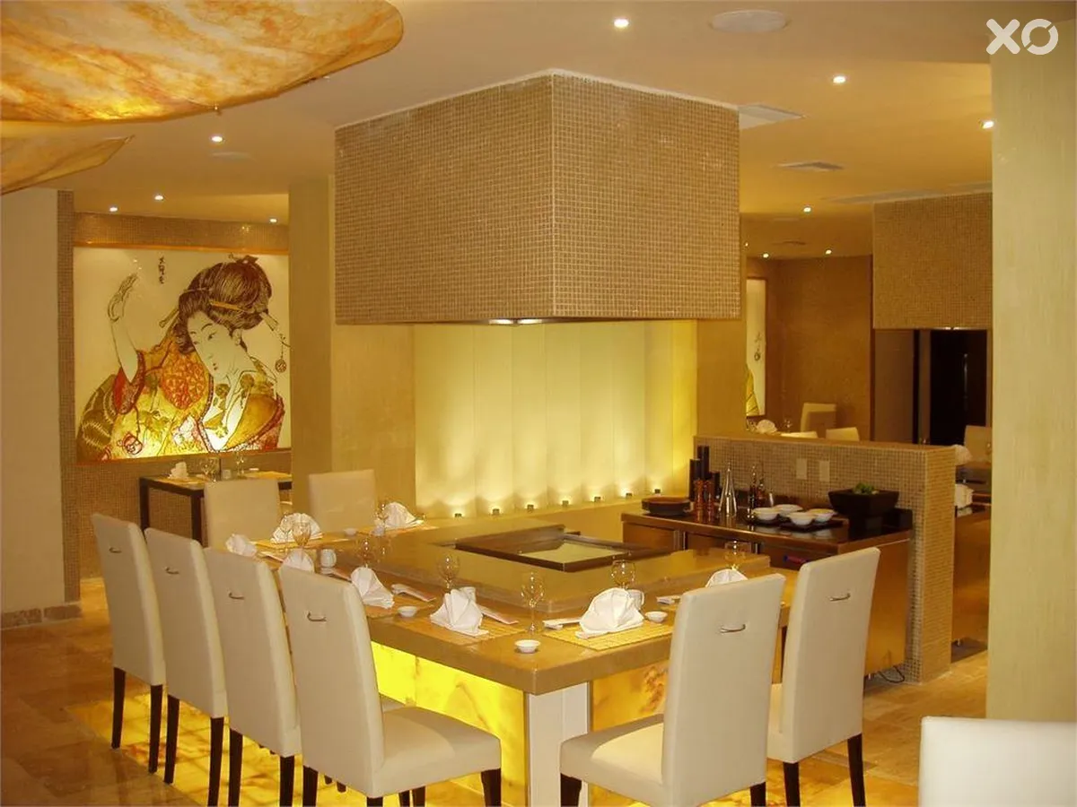 Royal Hideaway Playacar