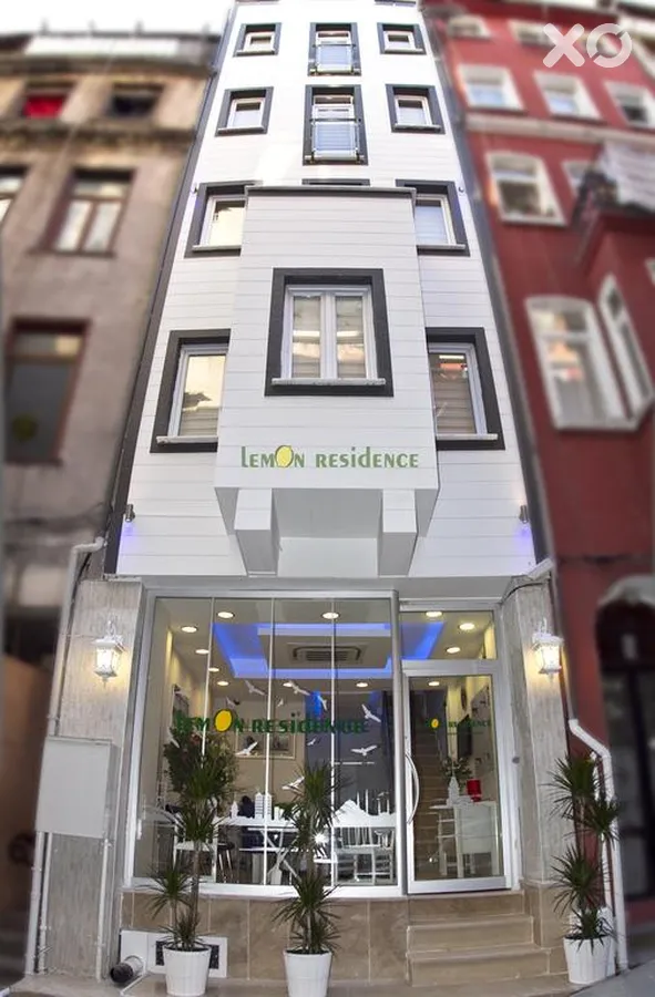 Lemon Residence