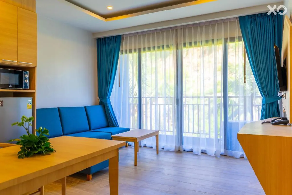 Golden Paradise Hotel