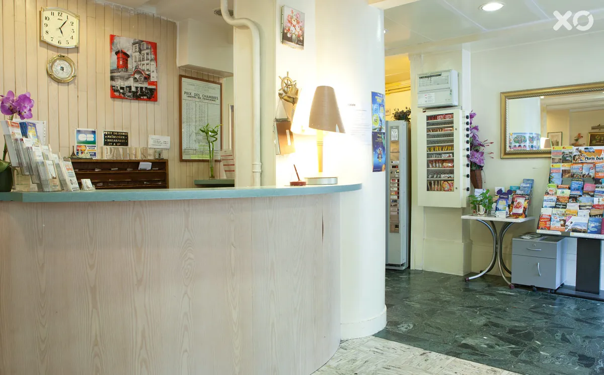 Avenir Hotel