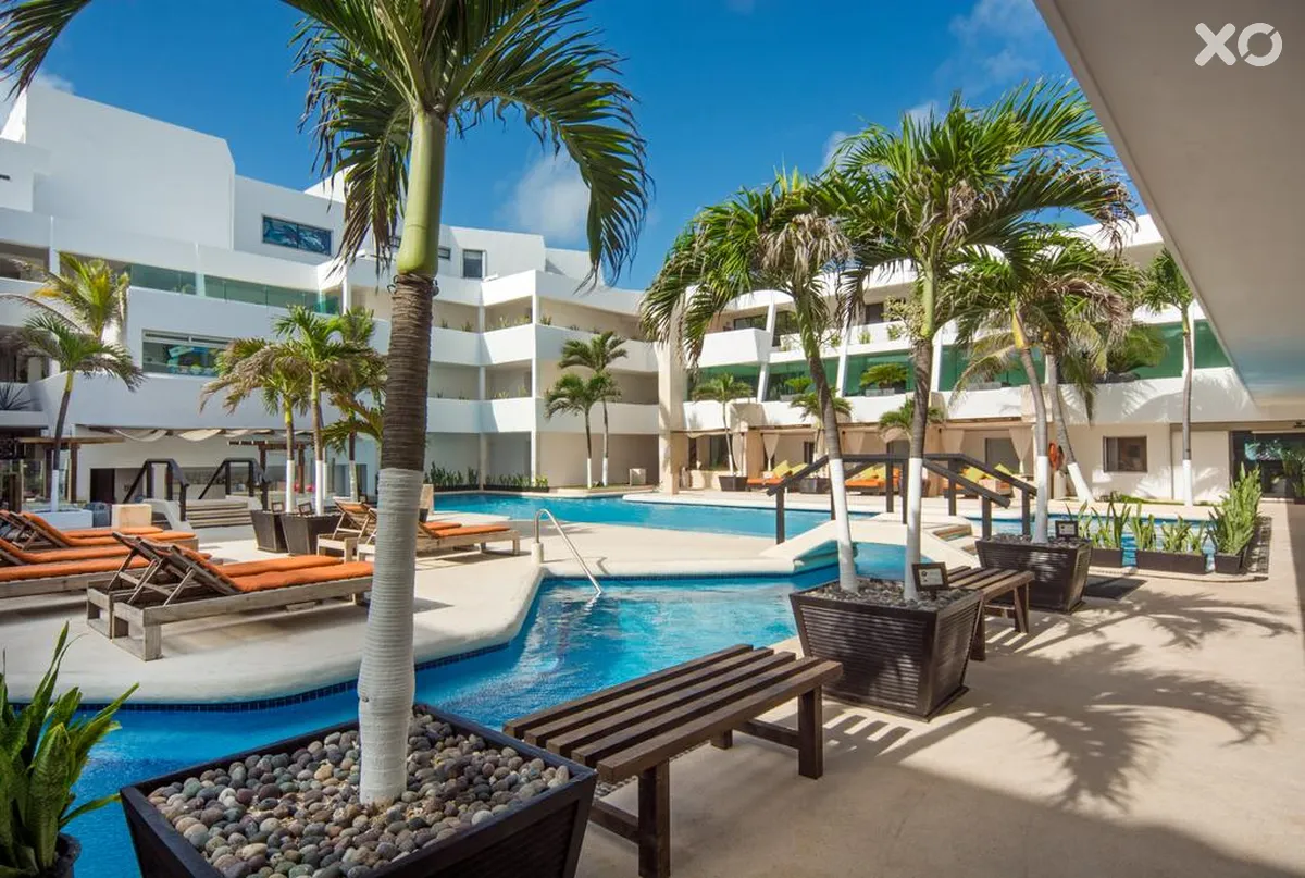 Flamingo Cancun Resort