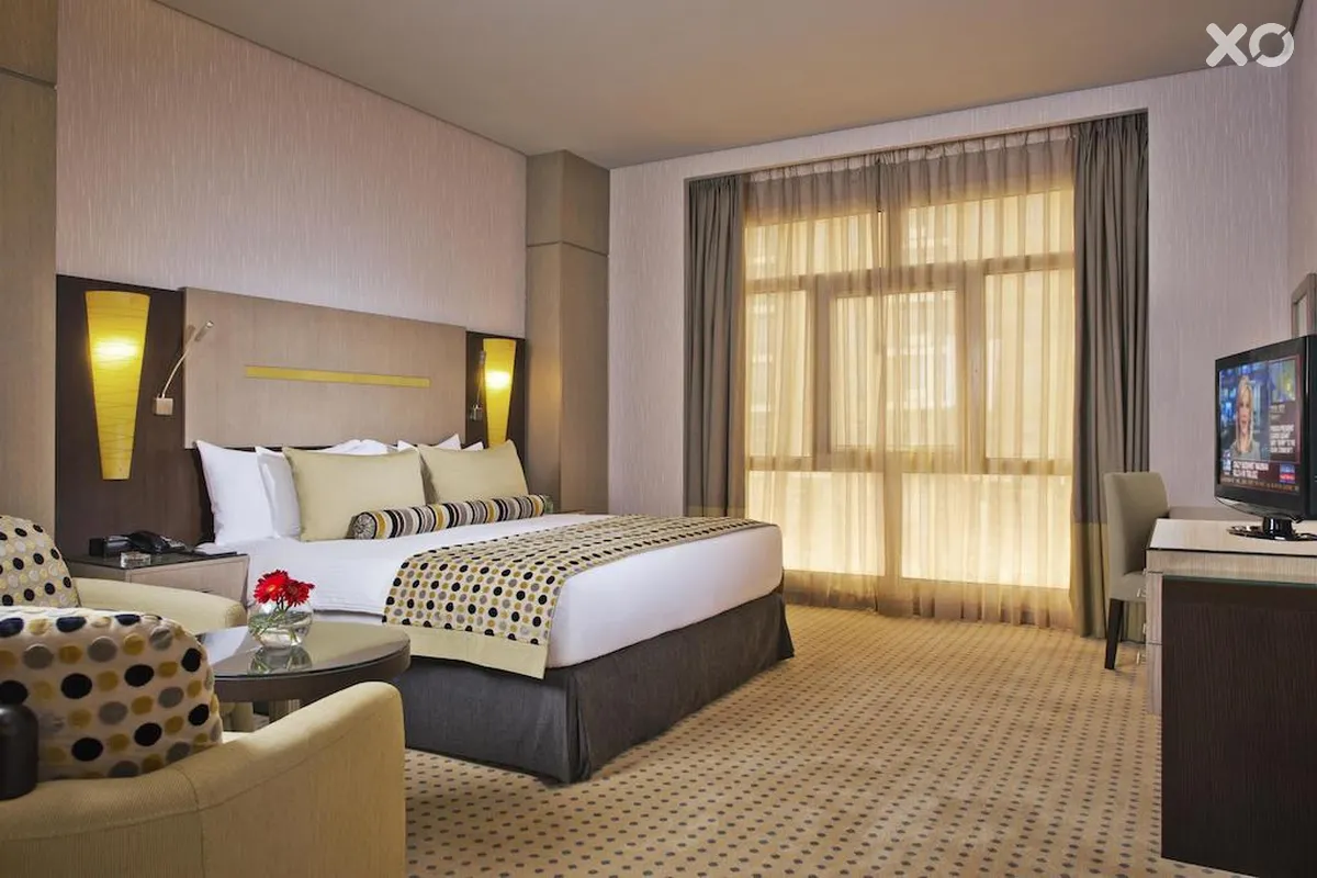 Time Grand Plaza Hotel