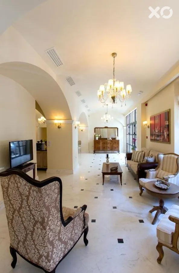 Ionia Suites