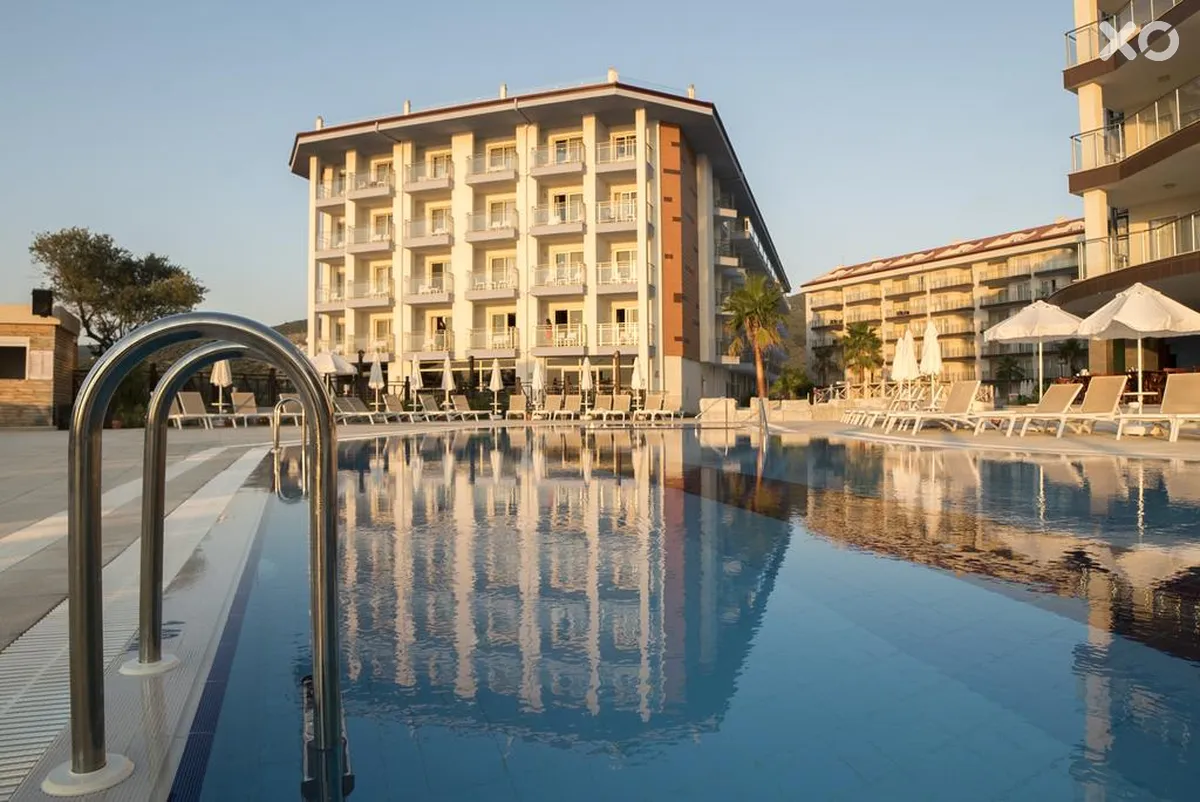 Ramada Hotel & Suites Kusadasi