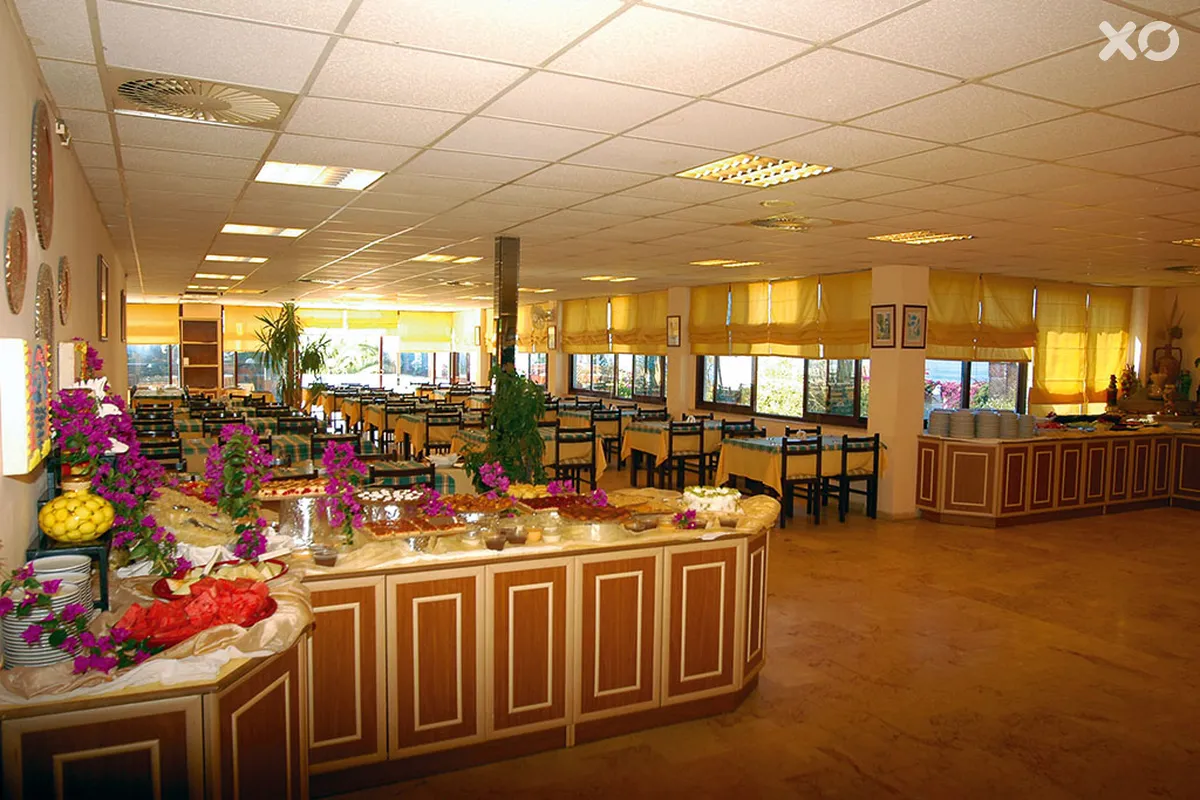 Club Titan Hotel
