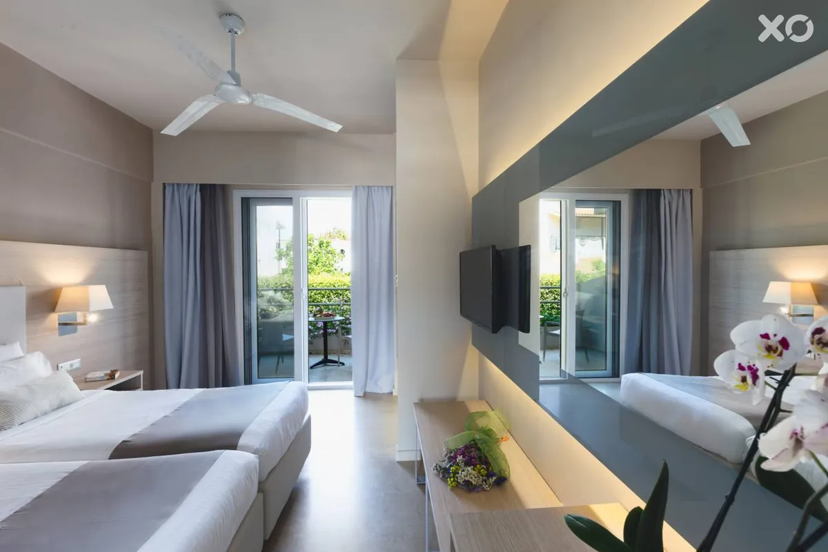 Acharavi Beach Hotel
