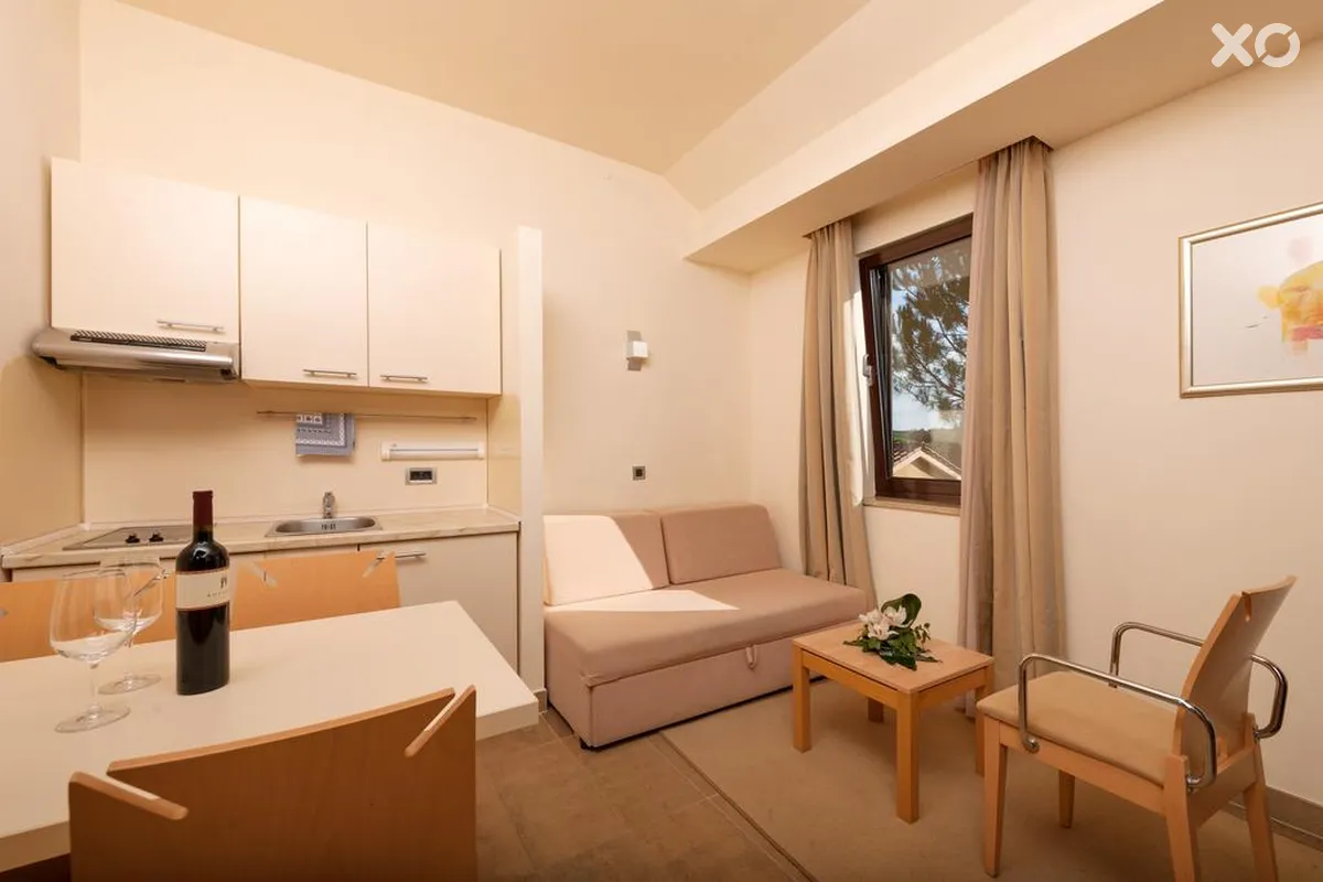 Petalon Apartments